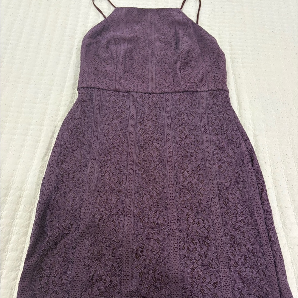 Windsor Plum Lace Midi Dress